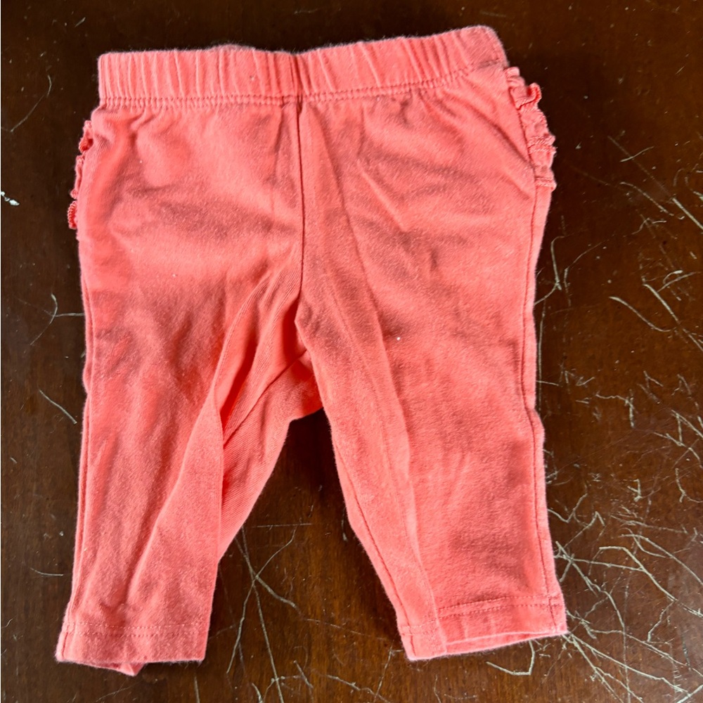 Old Navy ruffle pants size 0 to 3 months